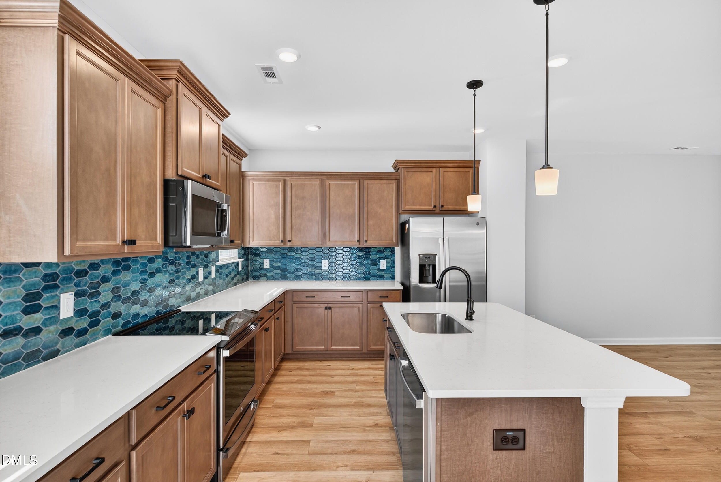 315 Chesapeake Commons Street