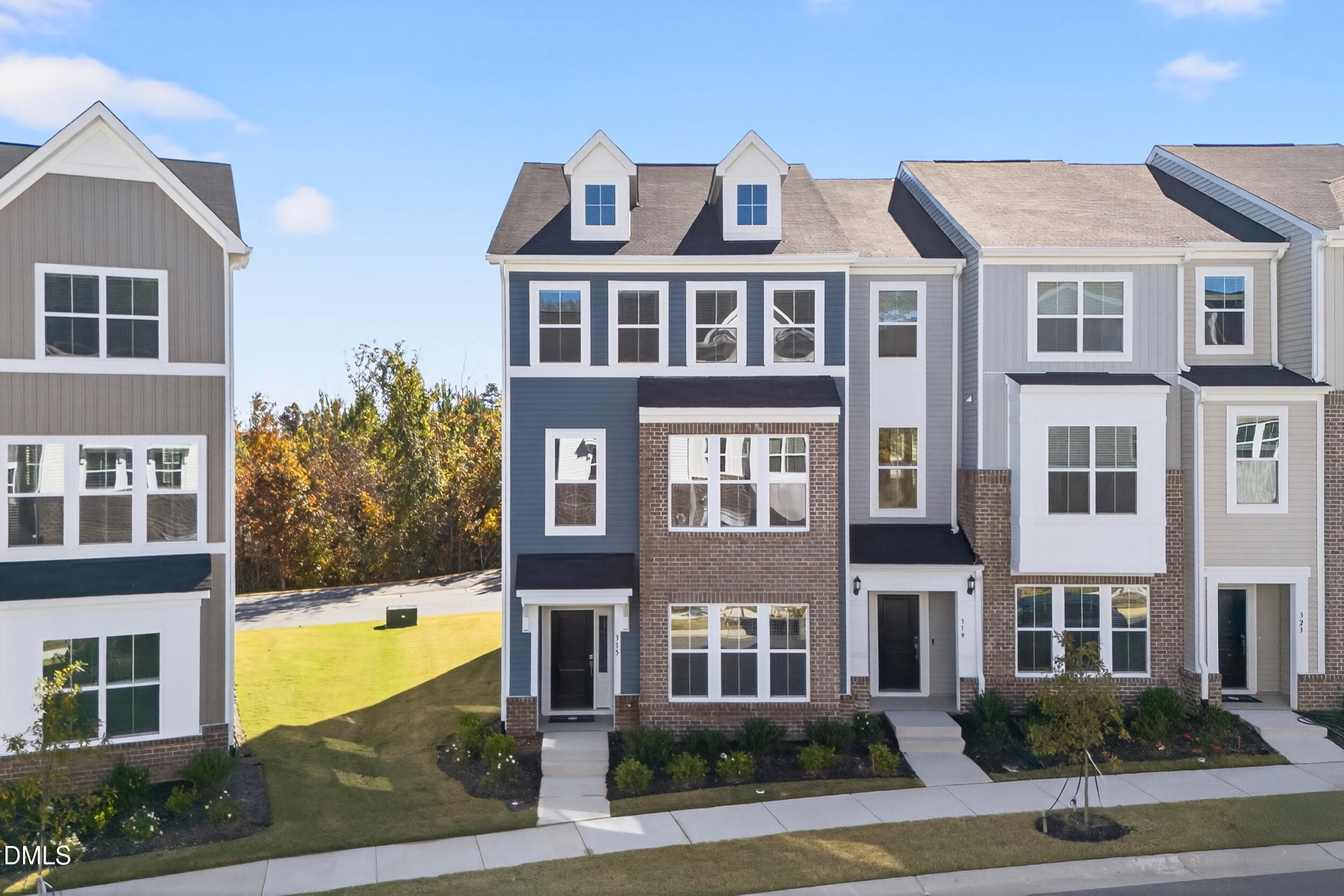 315 Chesapeake Commons Street