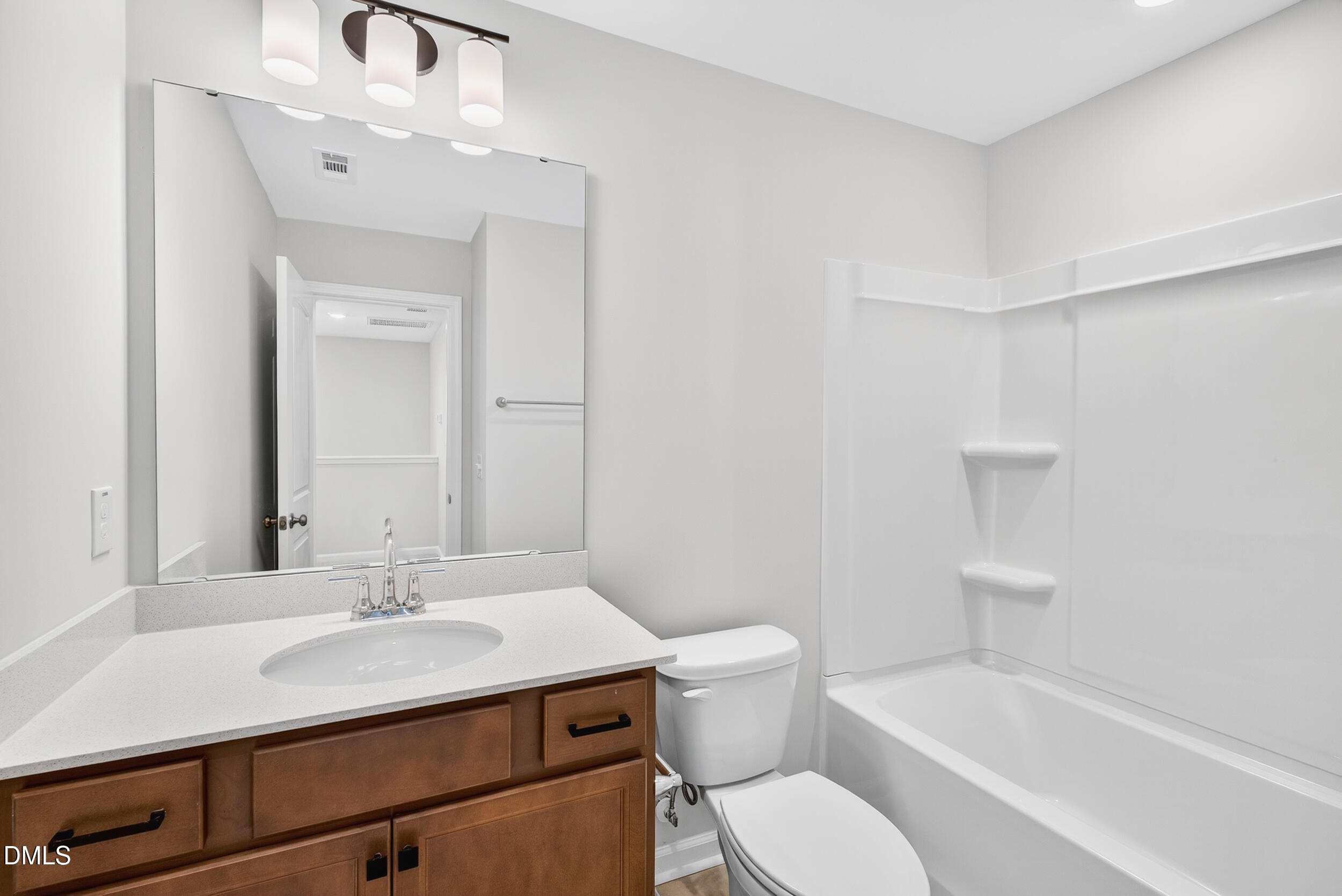 315 Chesapeake Commons Street