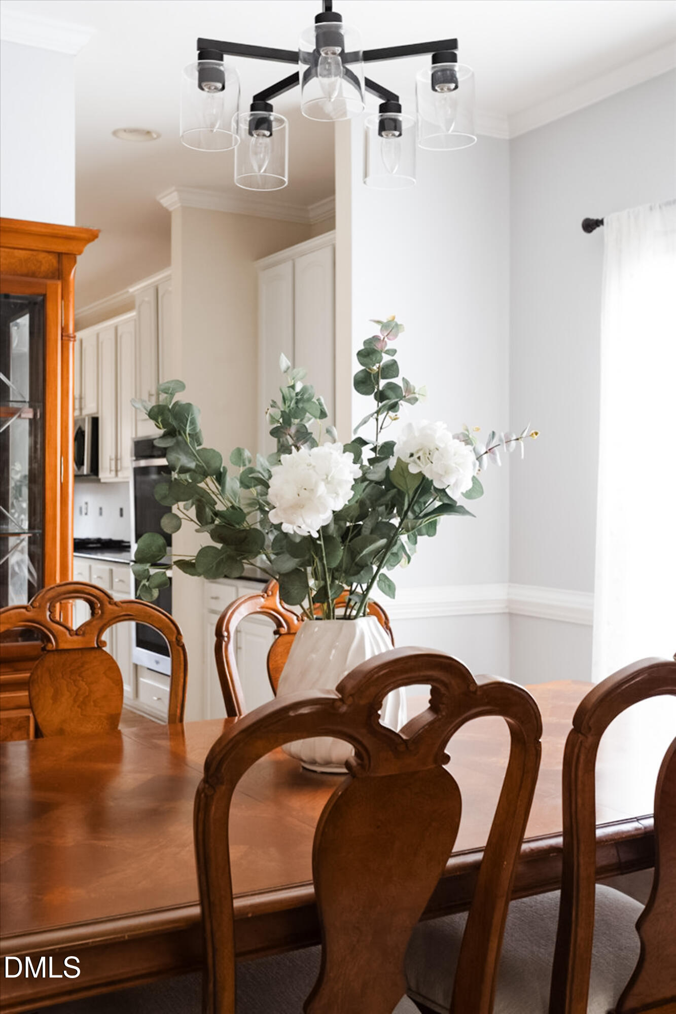 1124 Woodlands Creek Way