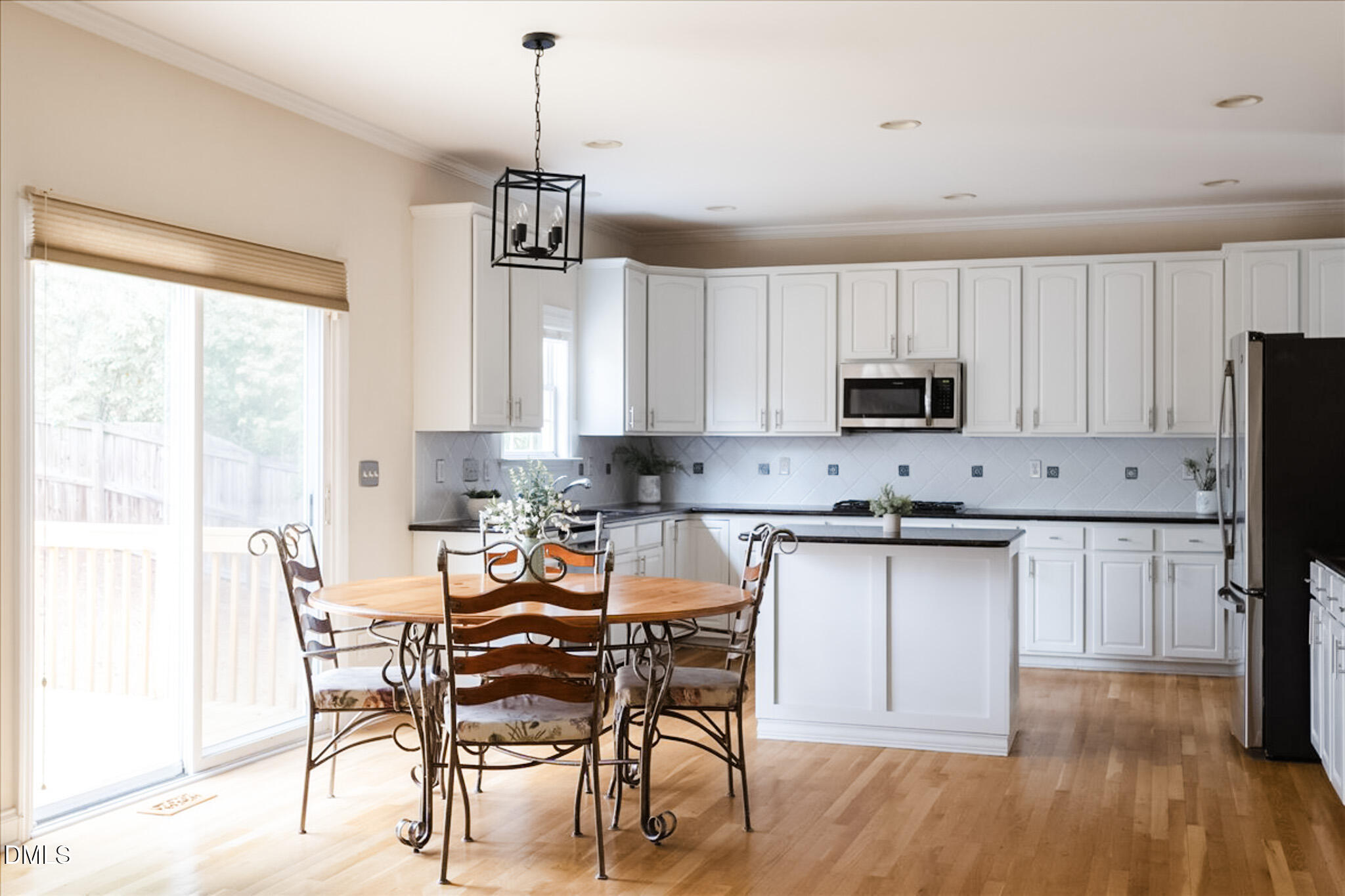 1124 Woodlands Creek Way