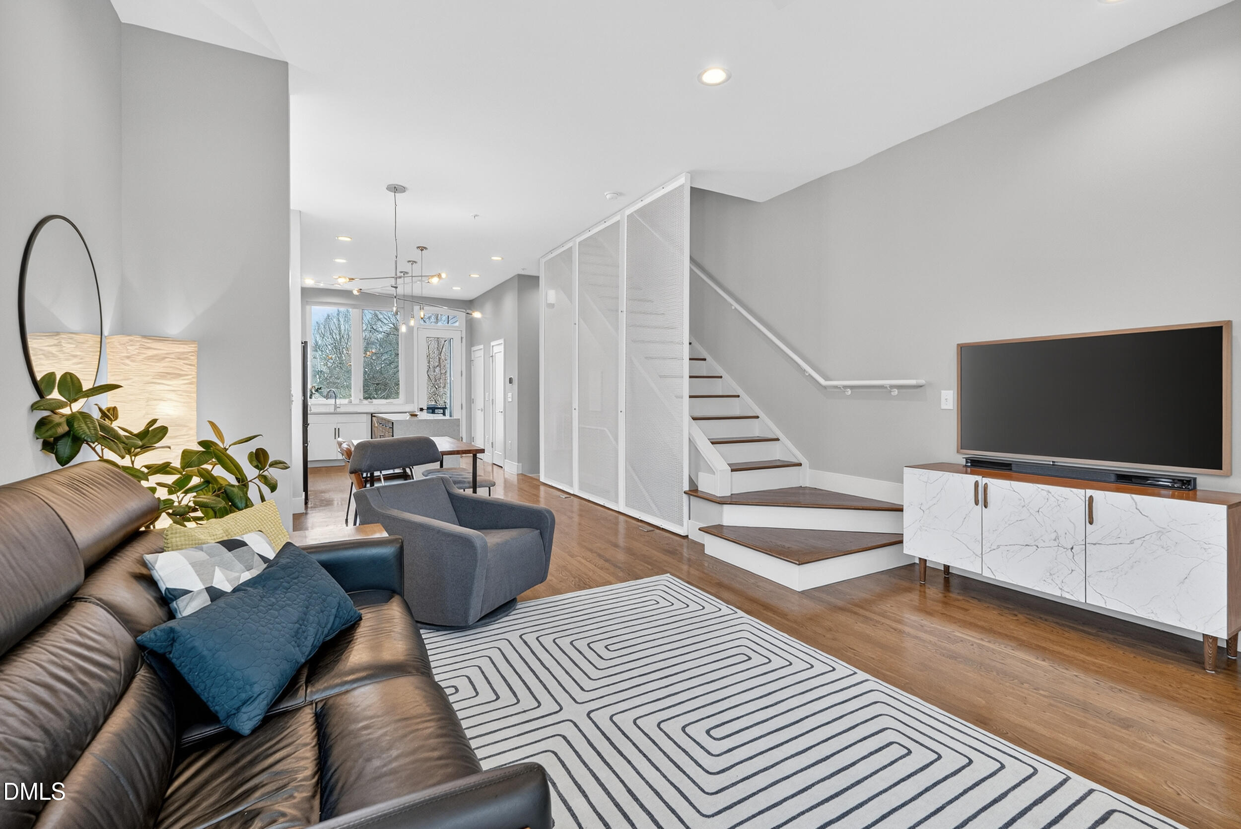 537 New Bern Avenue # 101