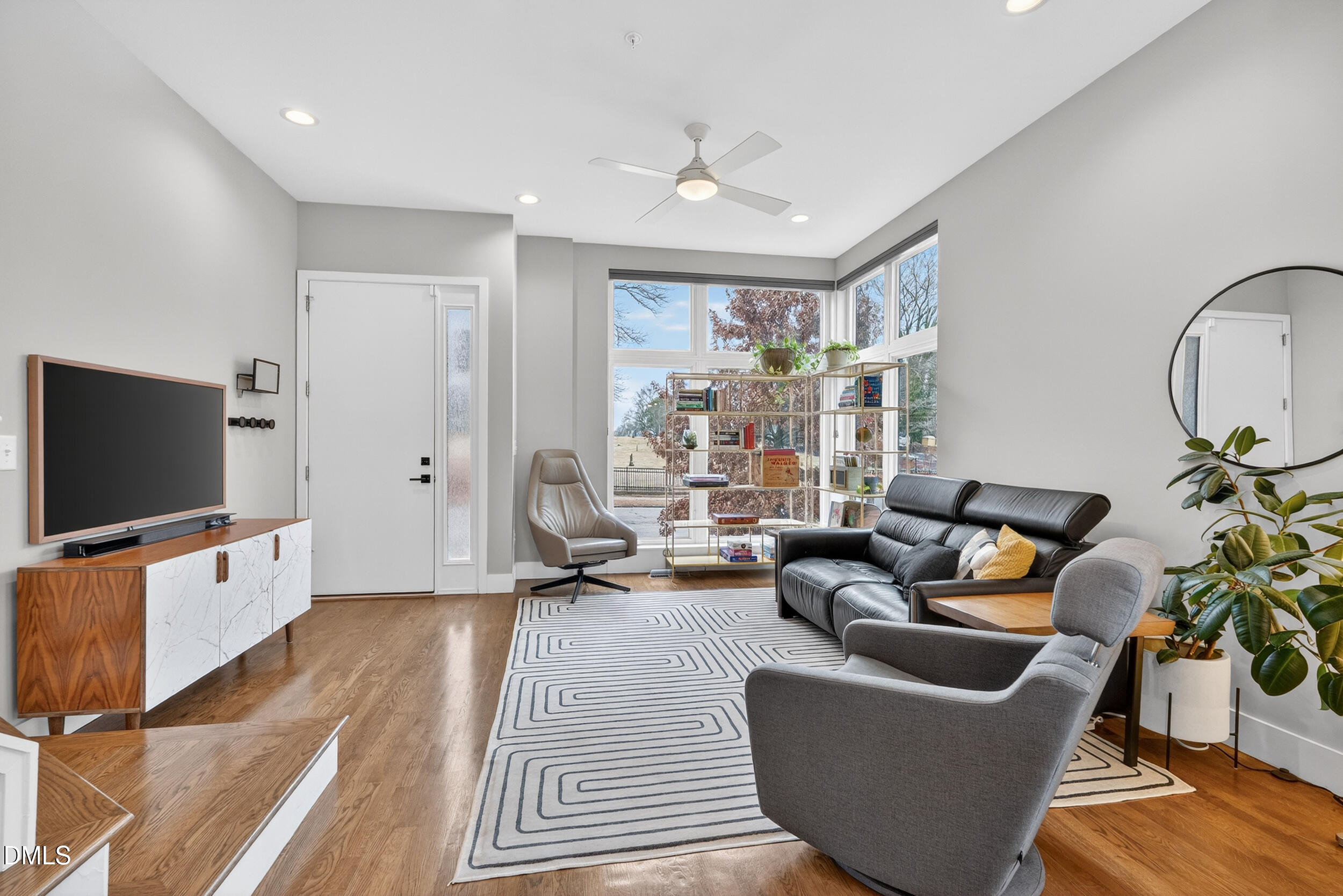 537 New Bern Avenue # 101