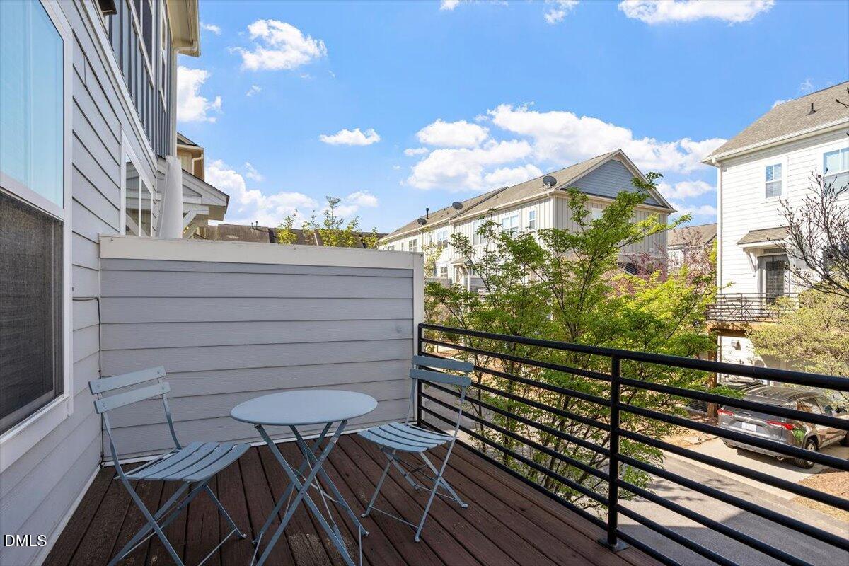 1427 Crafton Way