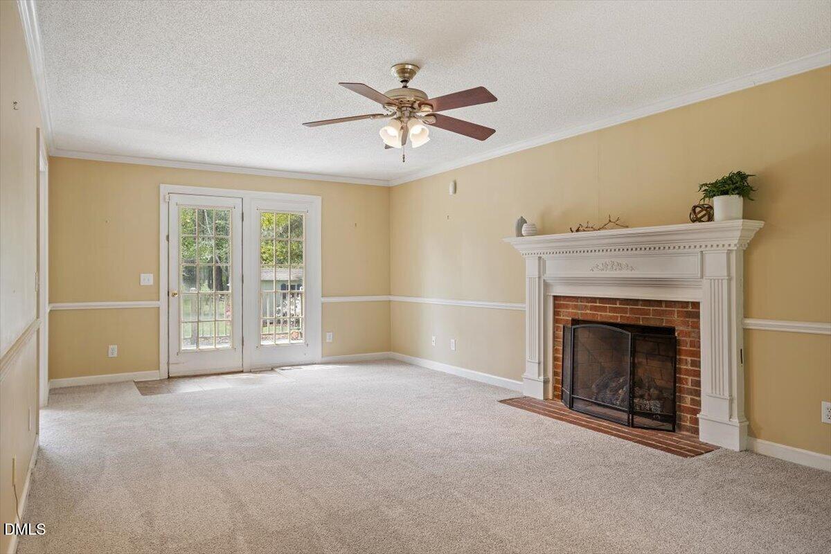 2700 Mary Marvin Trail