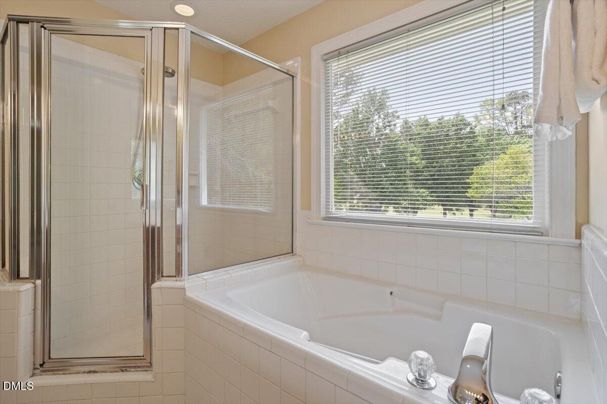 2700 Mary Marvin Trail