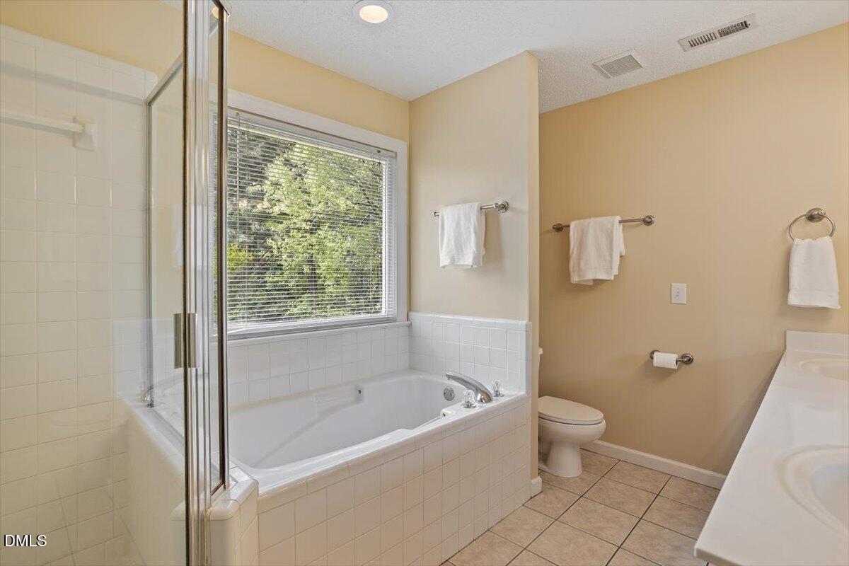 2700 Mary Marvin Trail