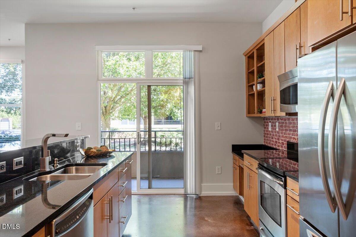 300 Finsbury Street Apt 115