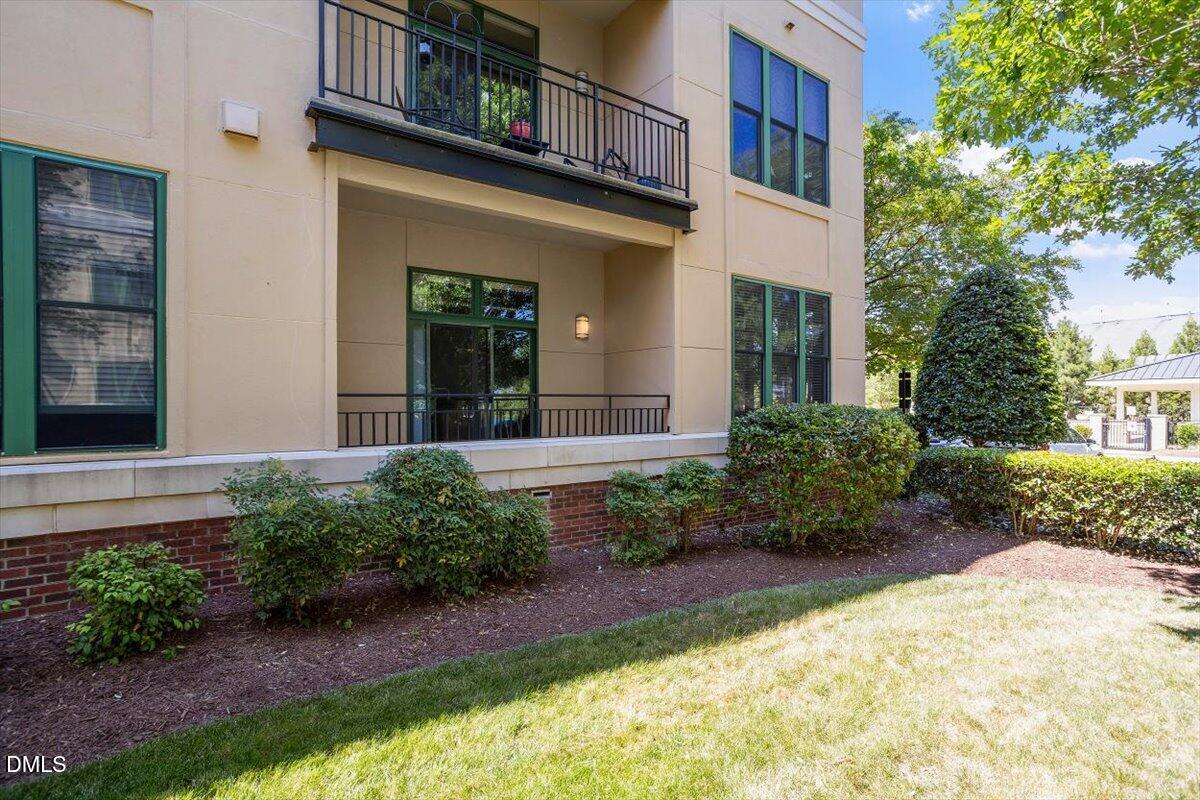 300 Finsbury Street Apt 115