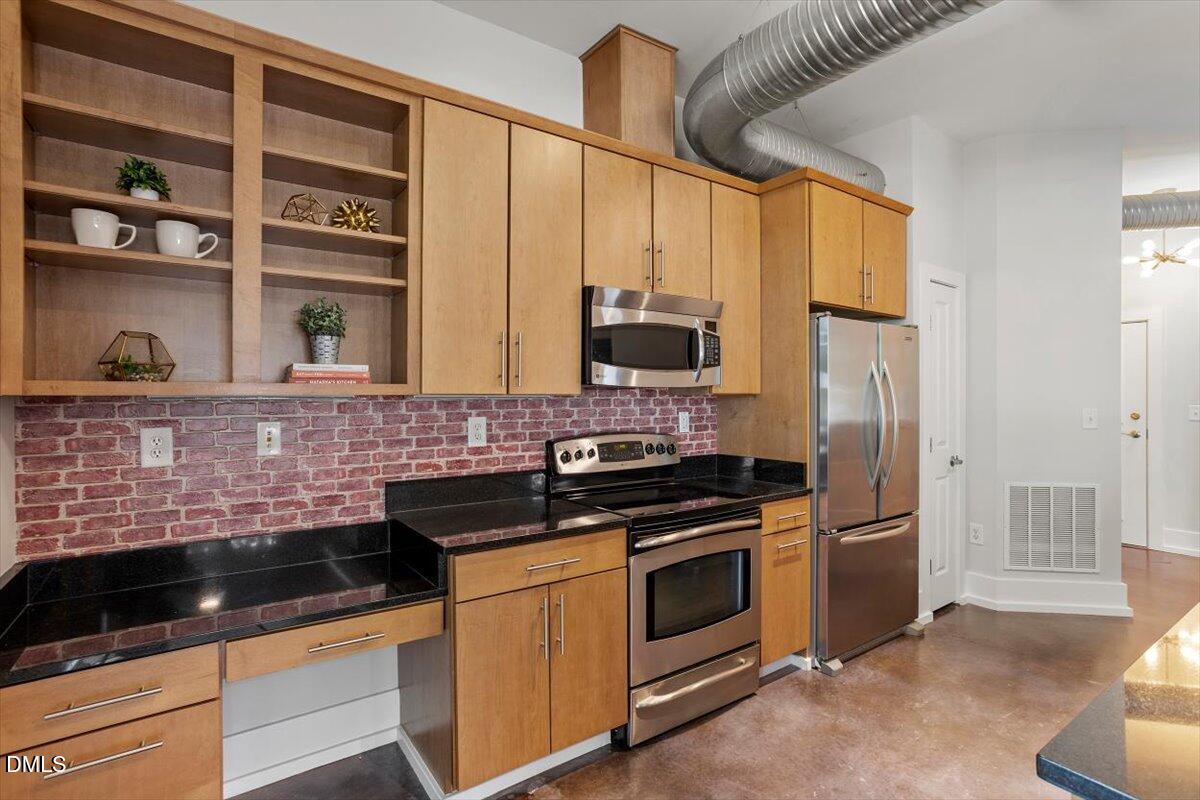 300 Finsbury Street Apt 115