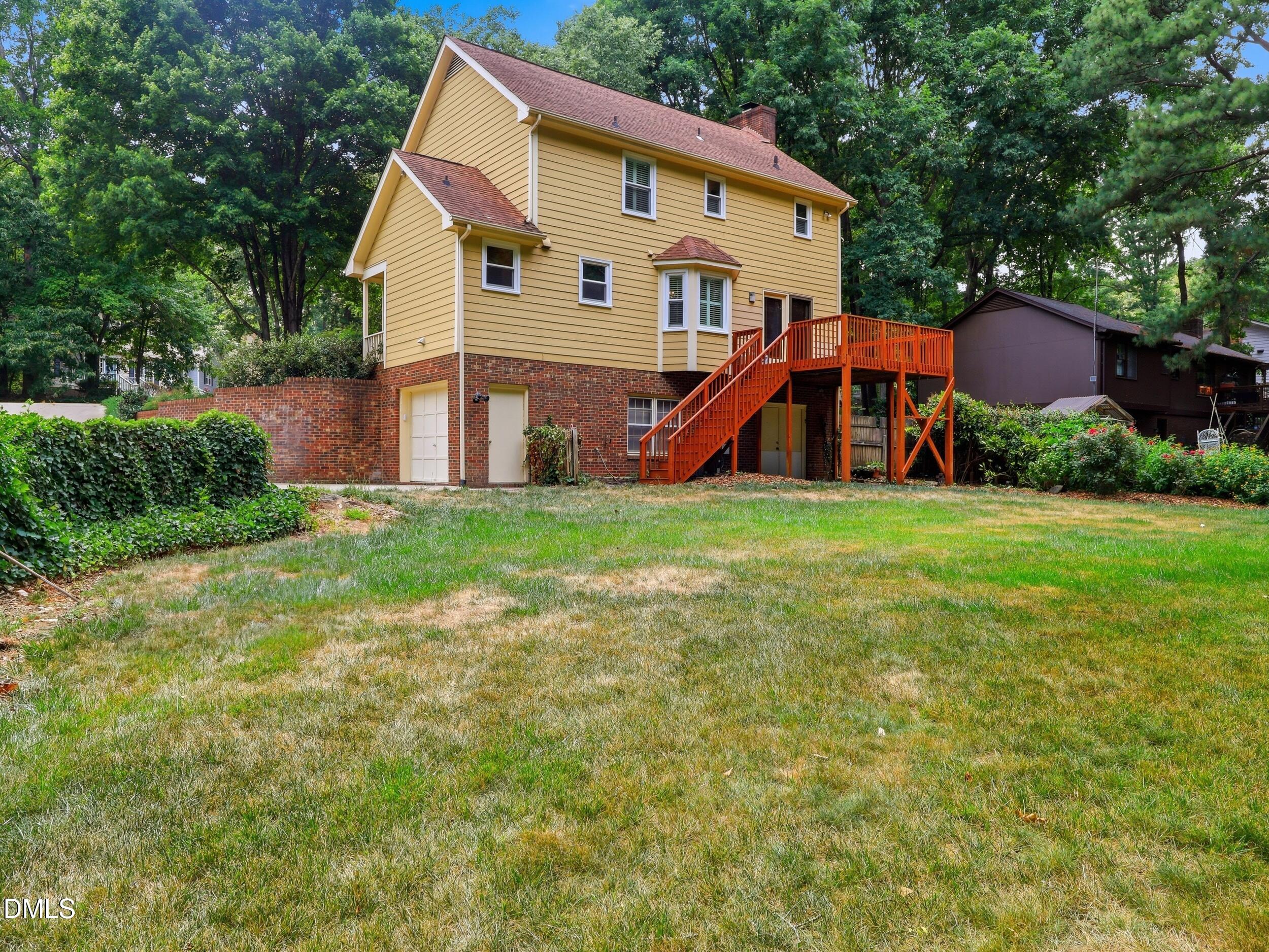 7312 Deer Track Drive