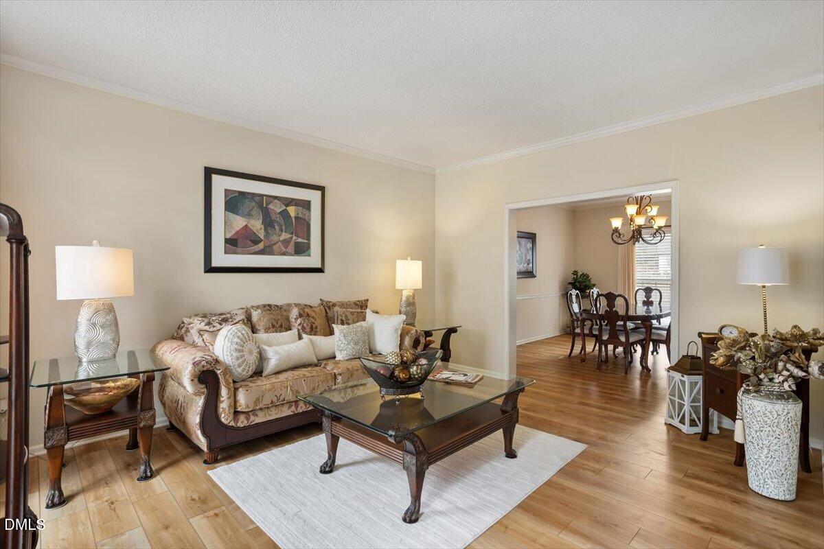 5204 Duckdown Court