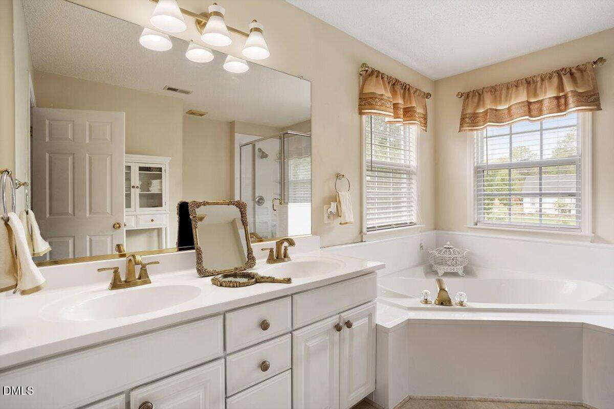 5204 Duckdown Court
