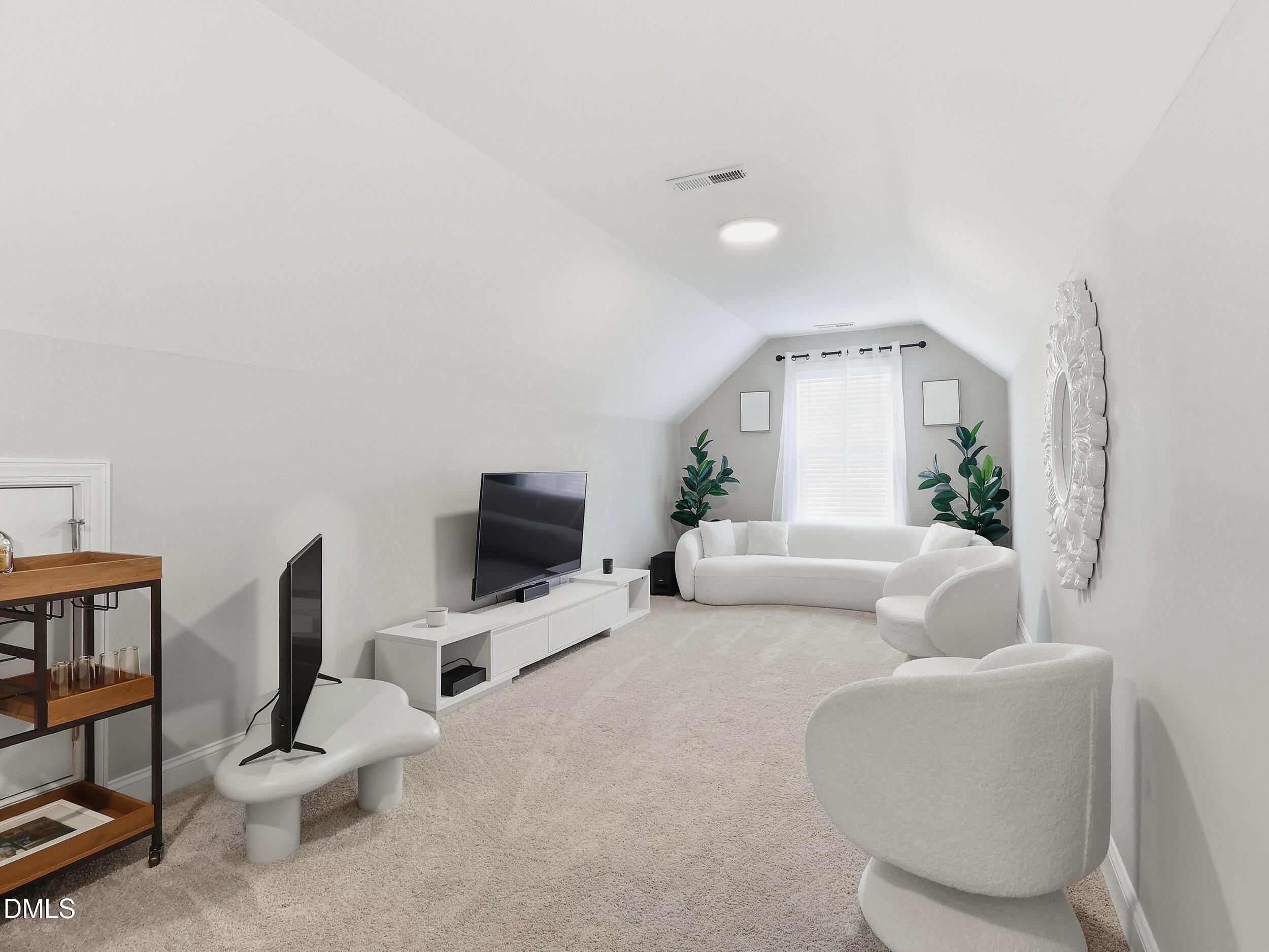 80 Vast View Way