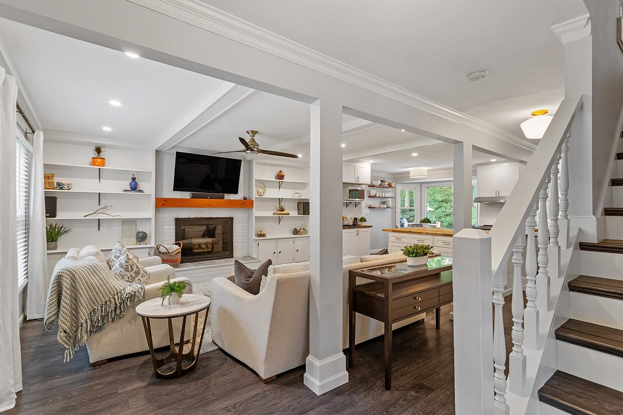 6236 Rushingbrook Drive