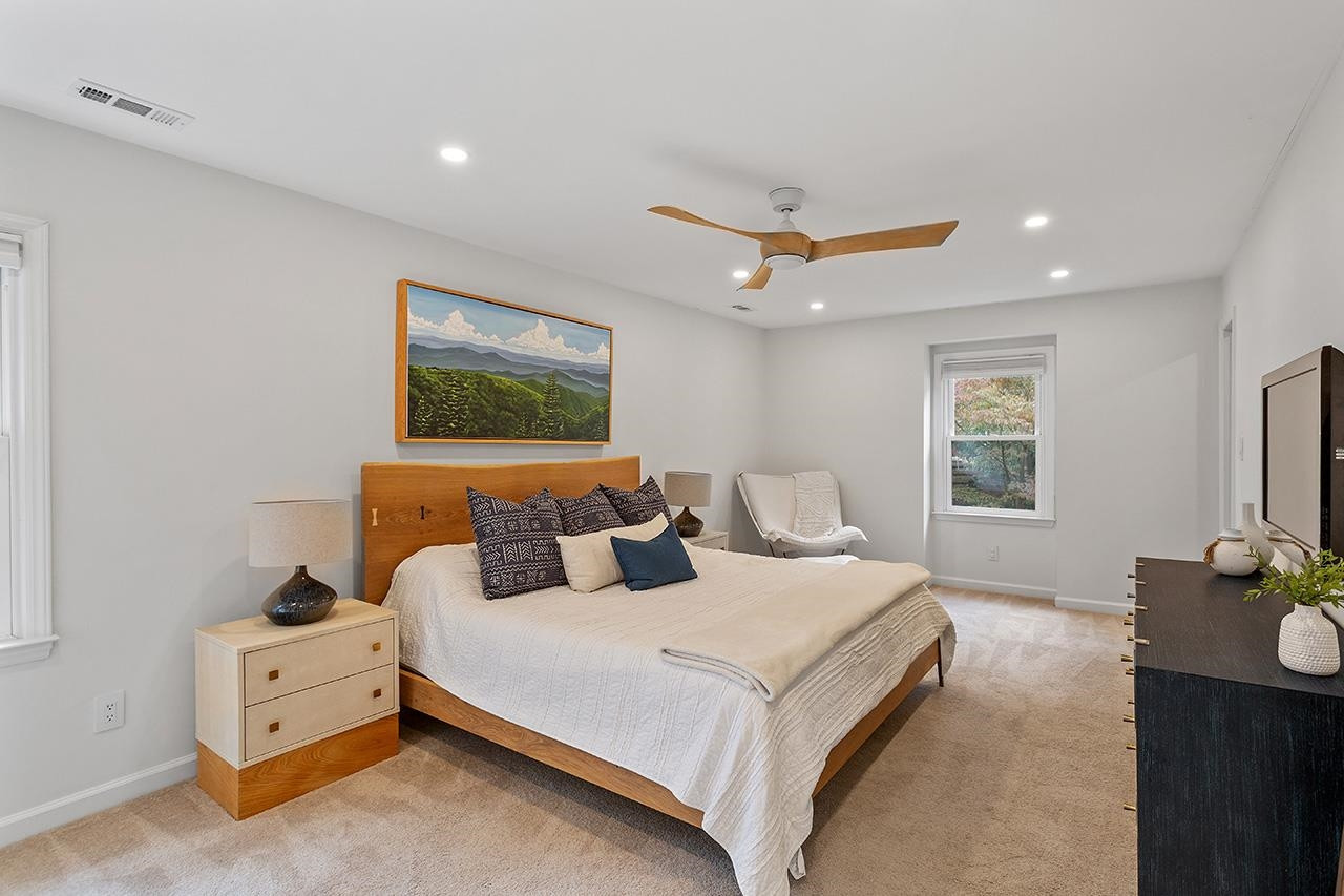 6236 Rushingbrook Drive