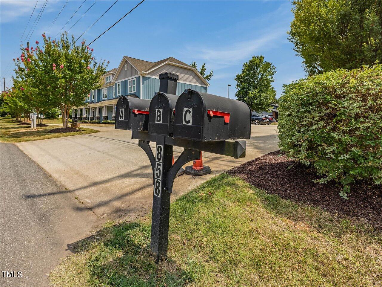 858 Thompson Street # C