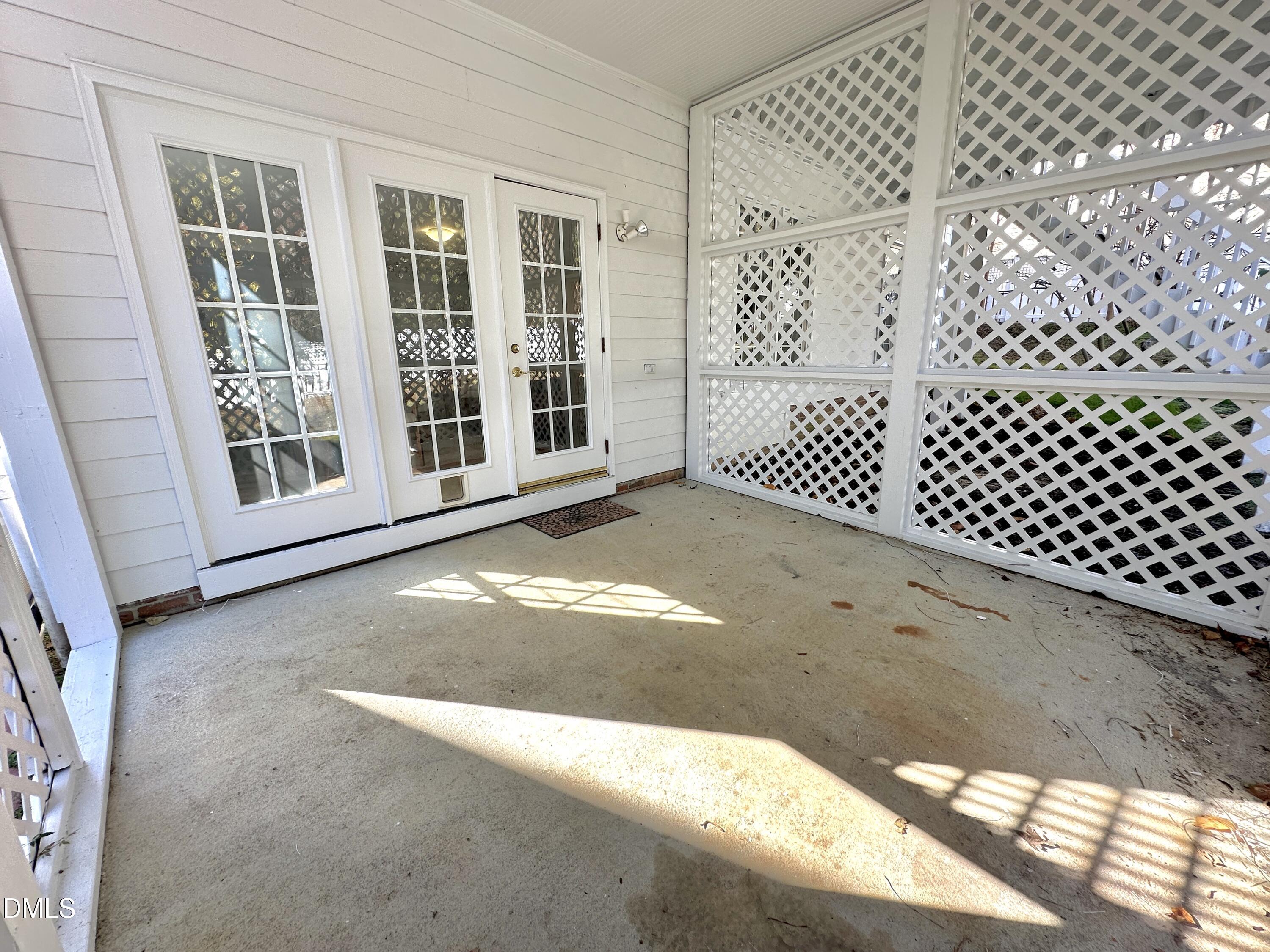 113 Hillspring Lane