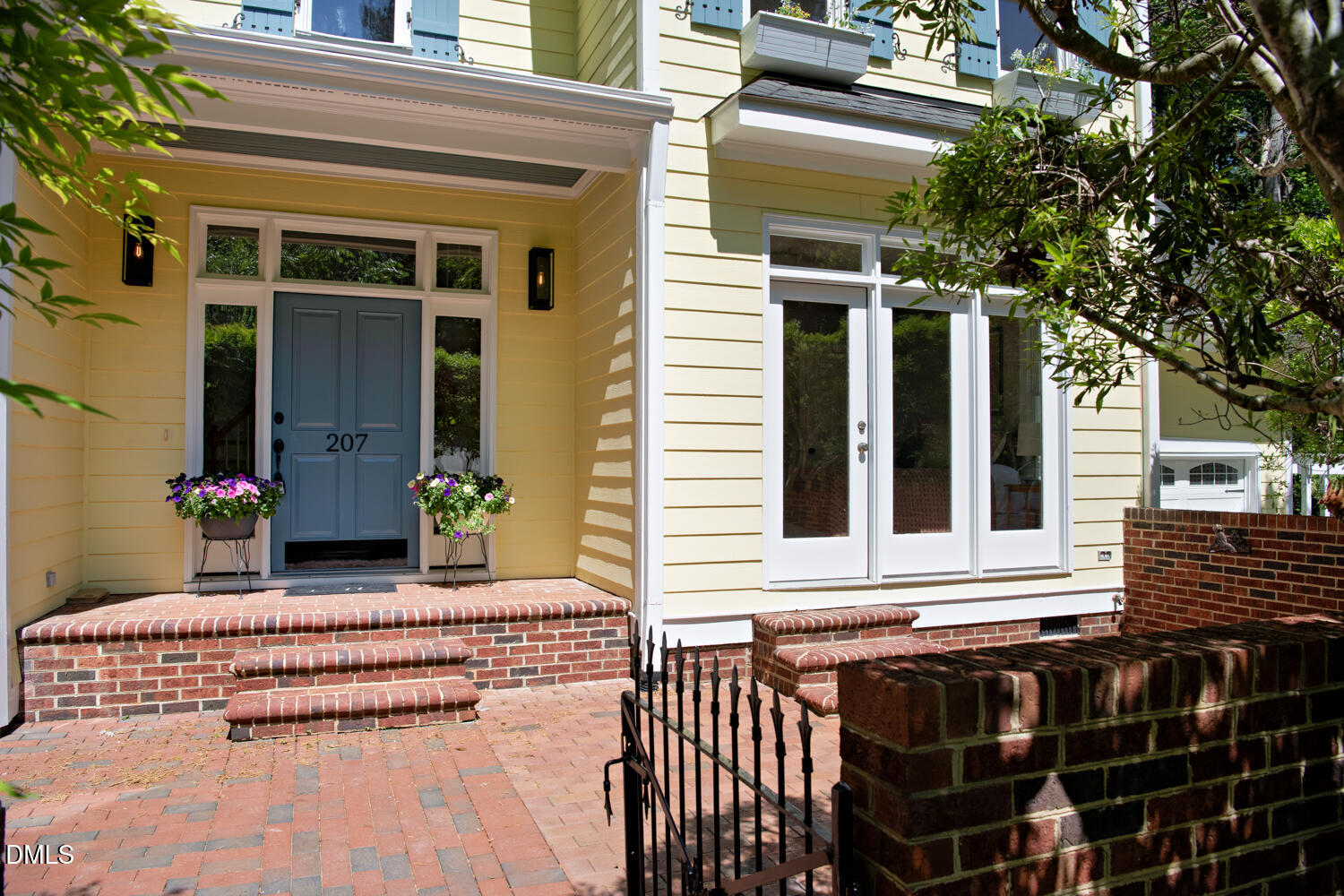 207 Oak Park Drive