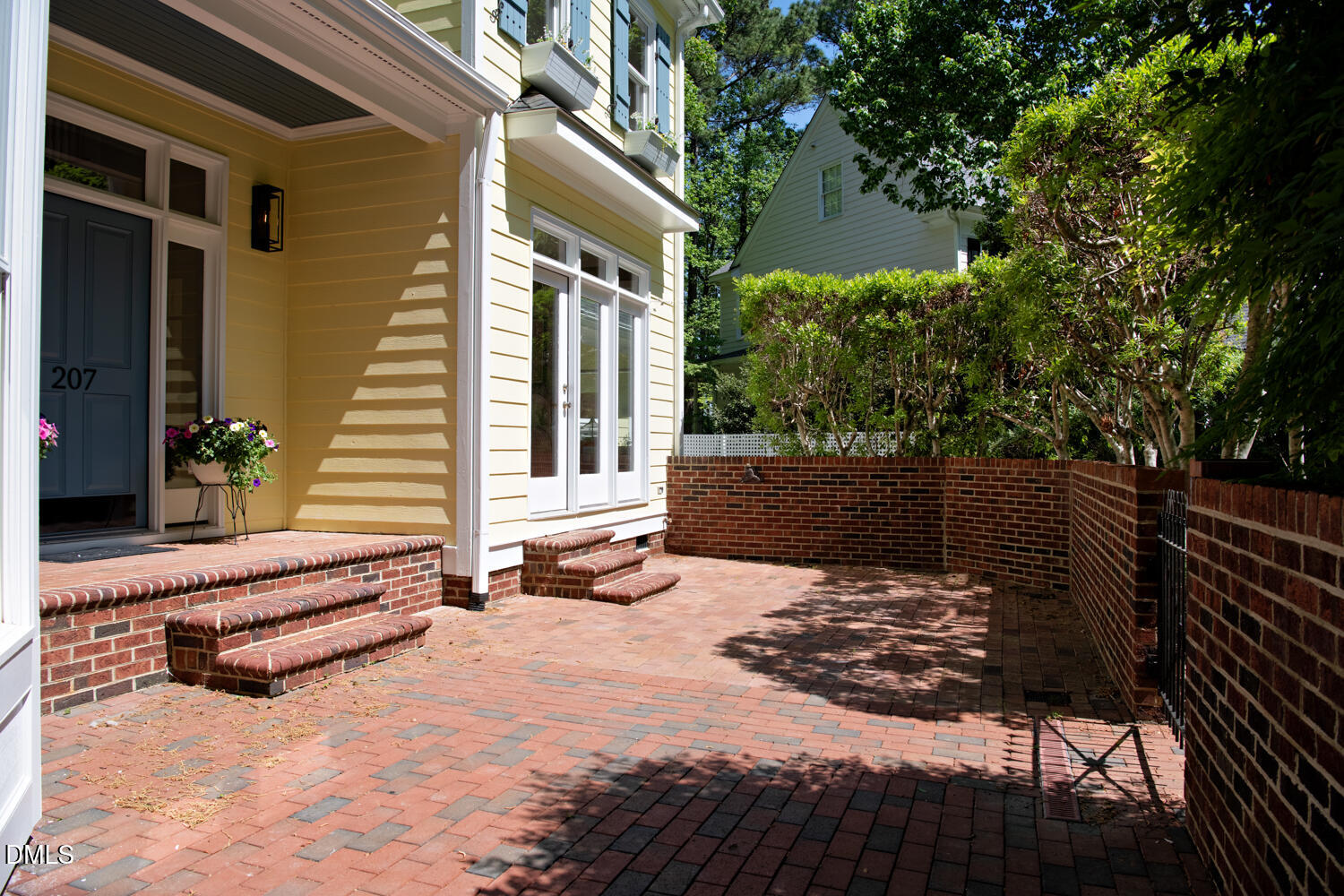 207 Oak Park Drive
