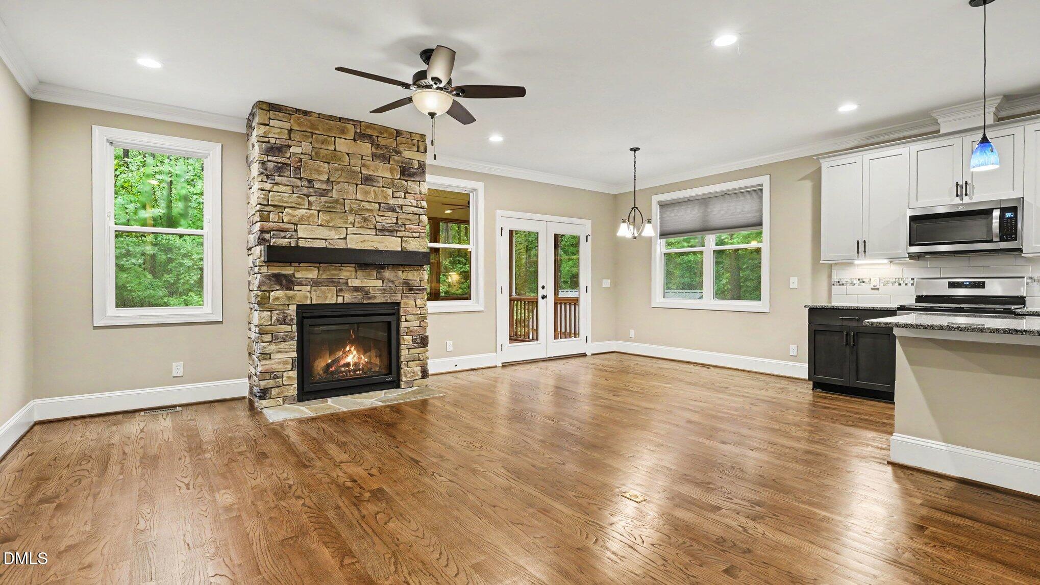 98 Anneliis Lane
