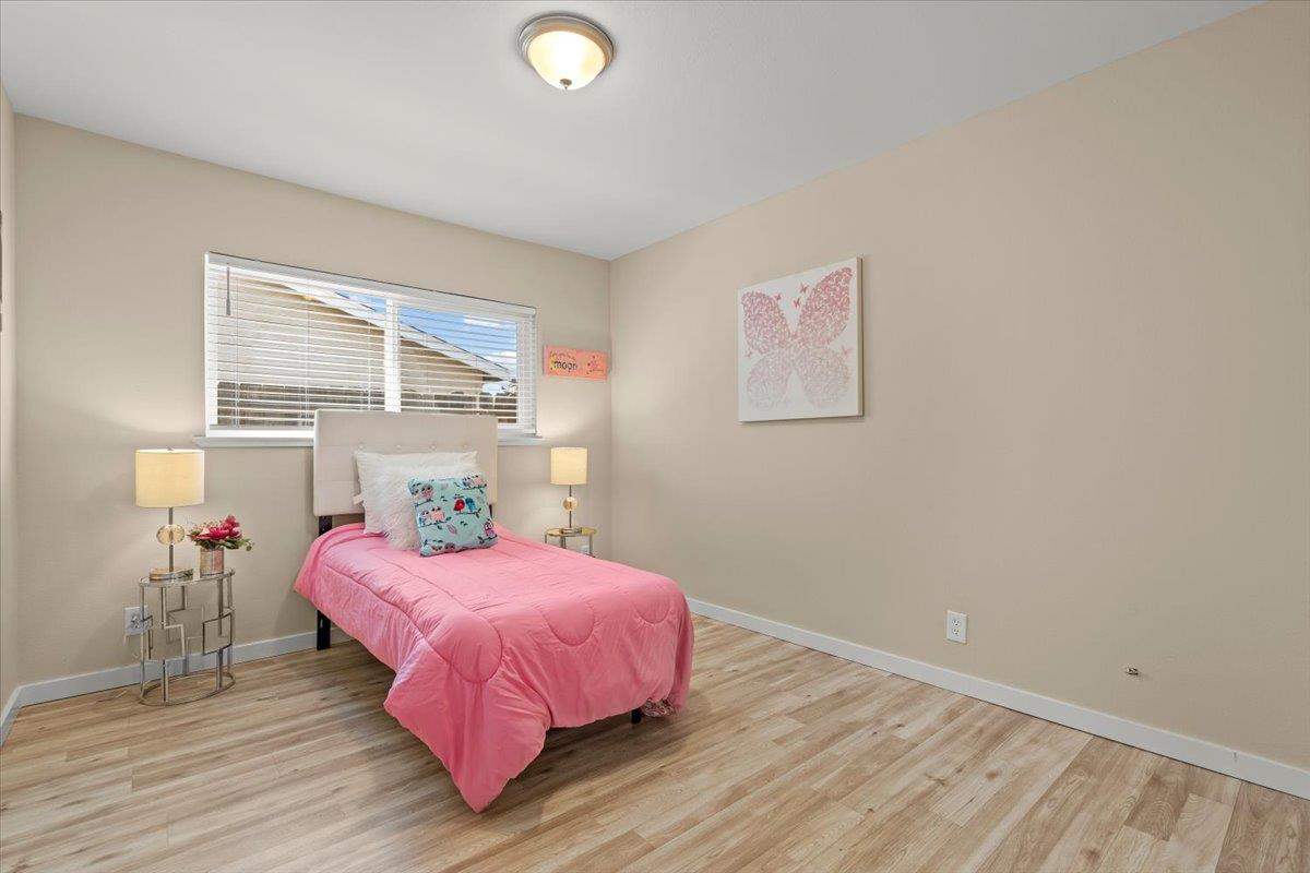 655 Bel Air WAY