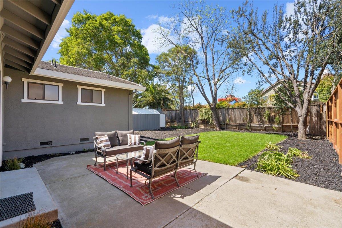 655 Bel Air WAY