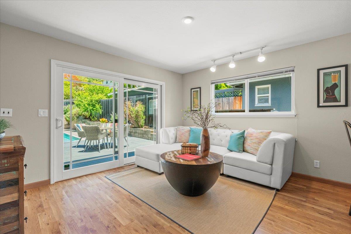 661 Prospect Heights