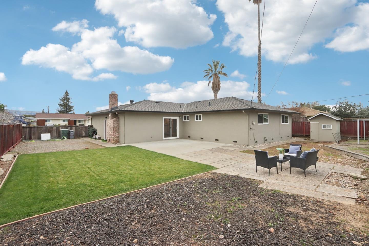 8411 Diane CT