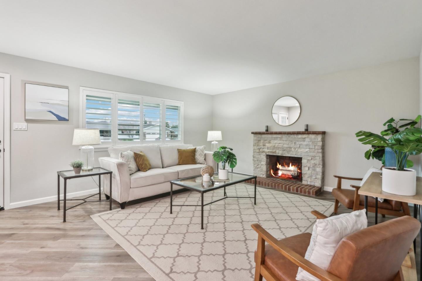 8411 Diane CT