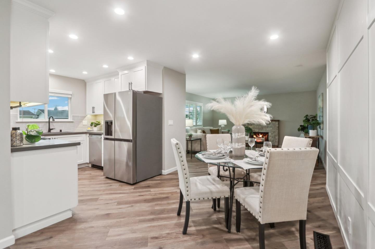 8411 Diane CT