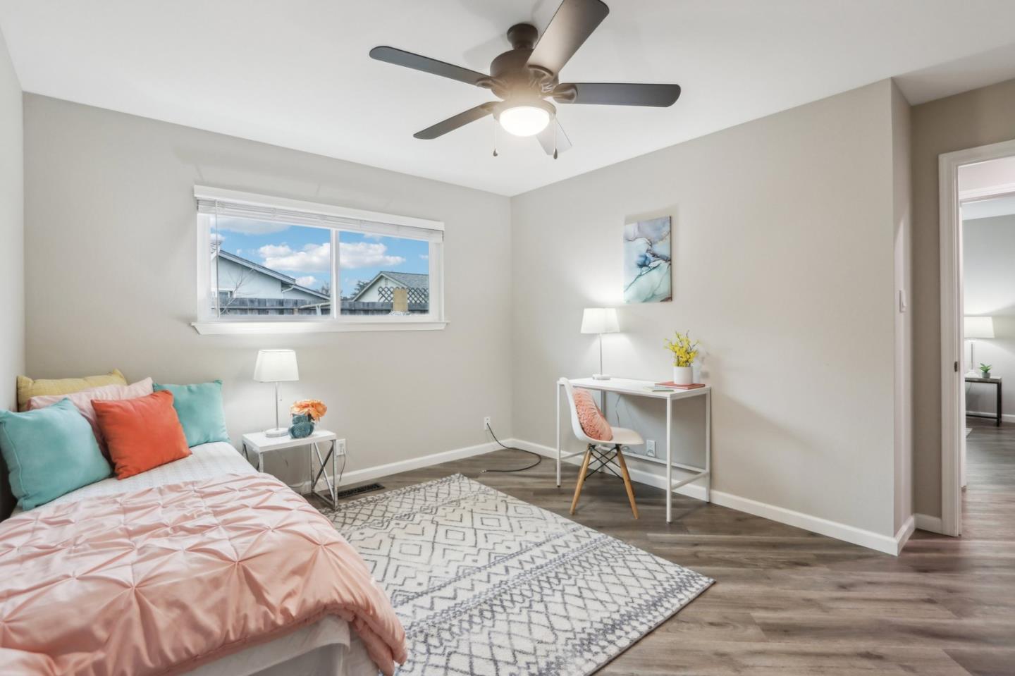 8411 Diane CT