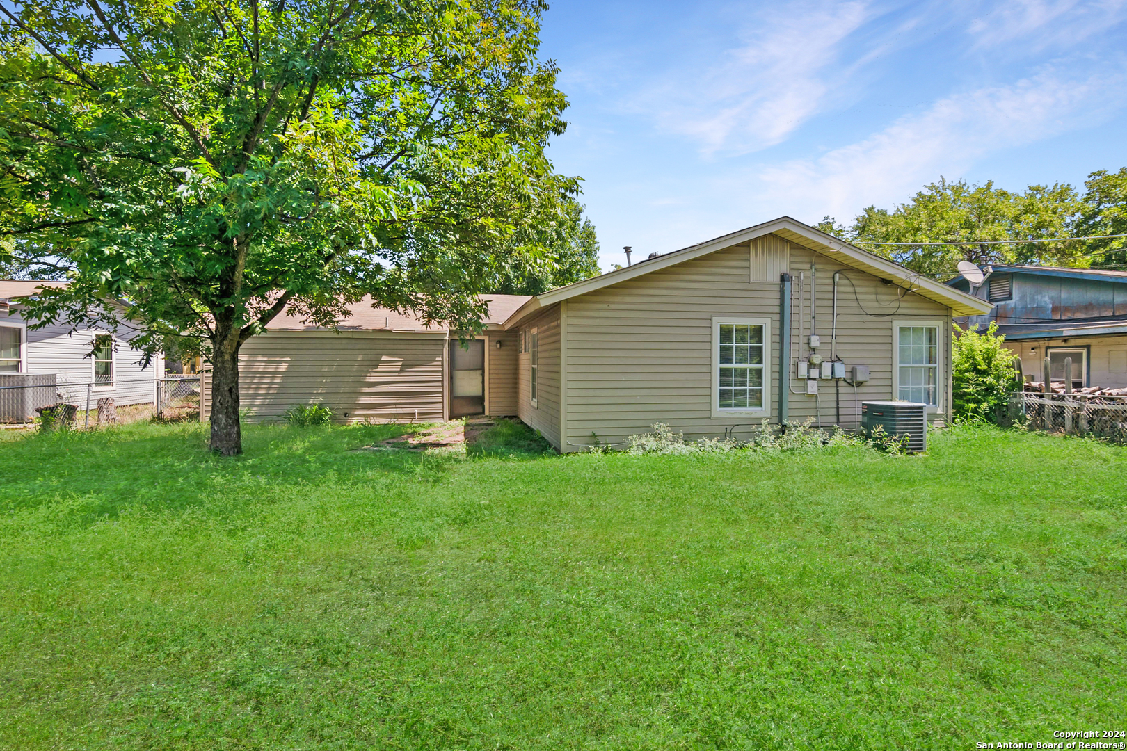 7626 MULESHOE LN