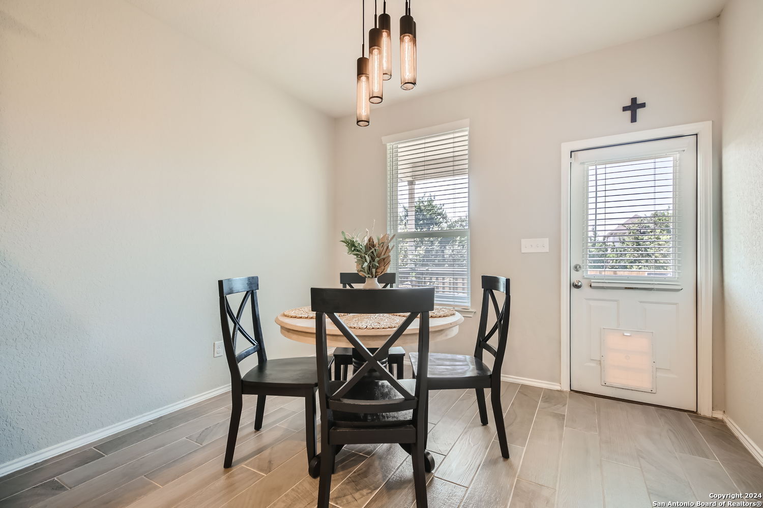 7610 PONDEROSA PNE