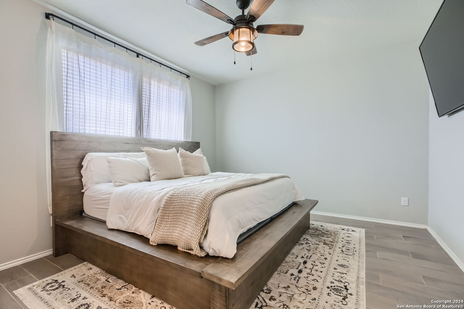 7610 PONDEROSA PNE