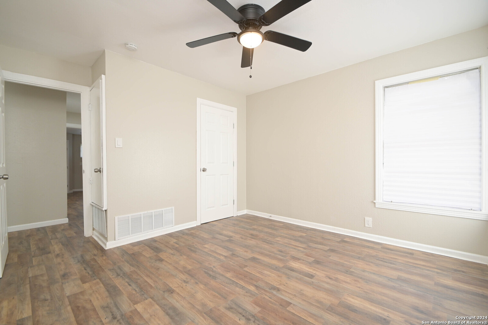403 PICKWELL DR