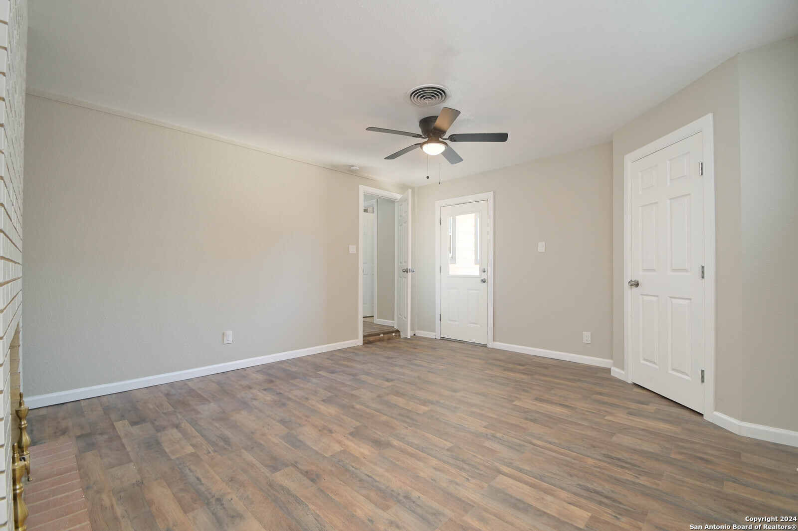 403 PICKWELL DR