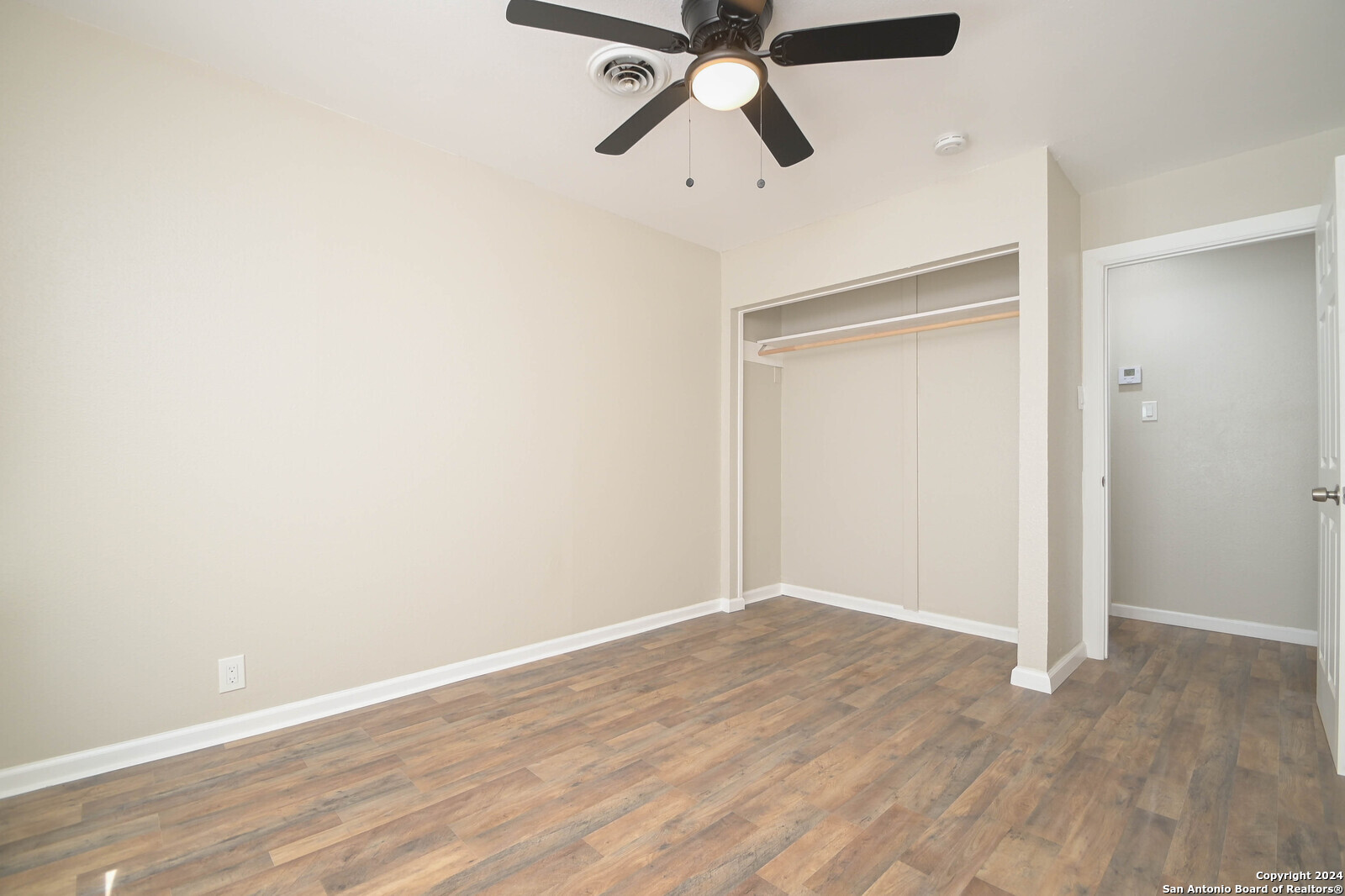 403 PICKWELL DR