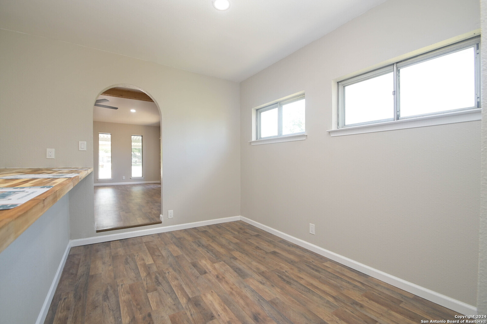 403 PICKWELL DR
