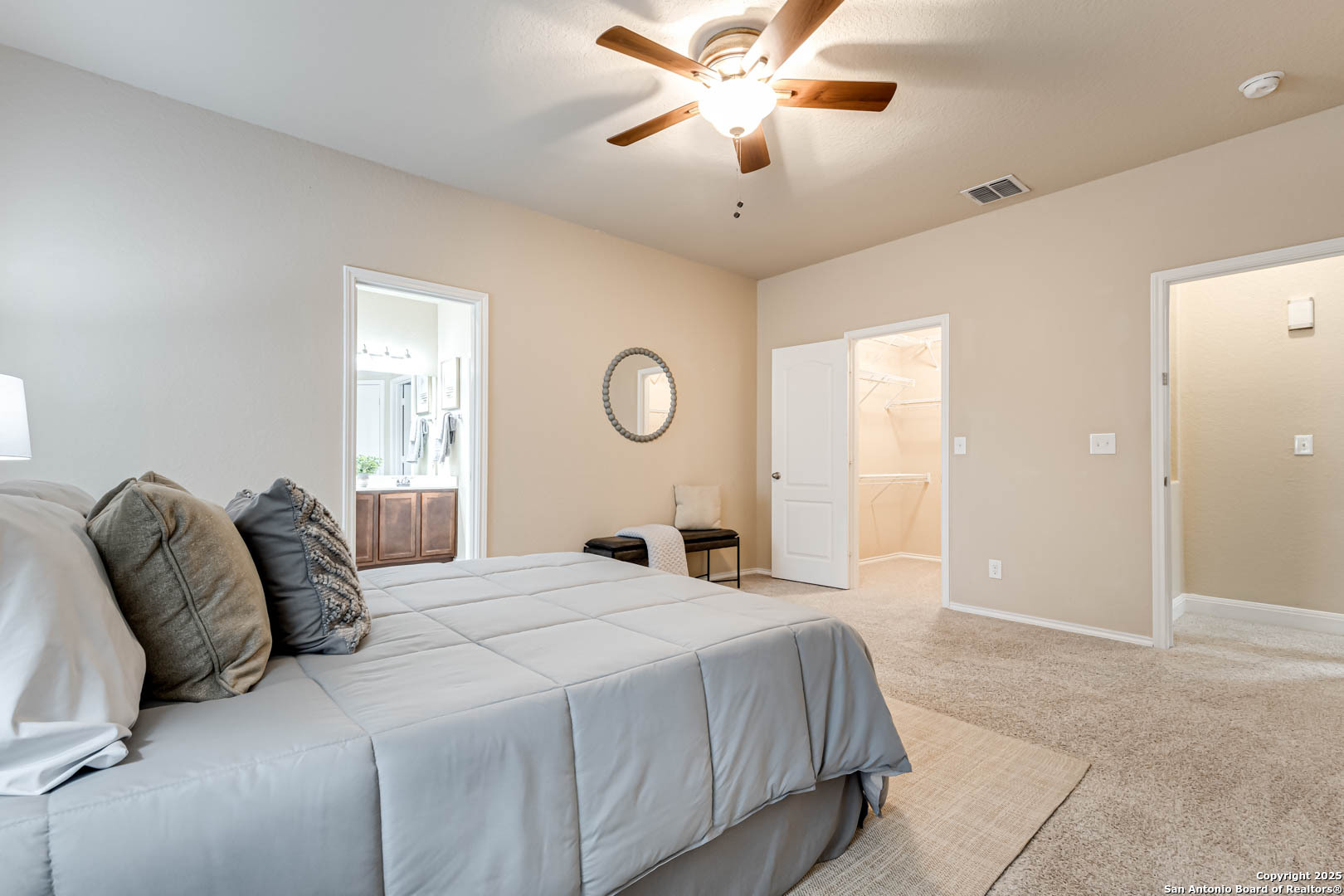 112 KASSEL DR