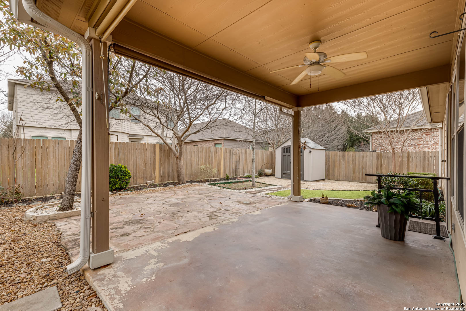 112 KASSEL DR