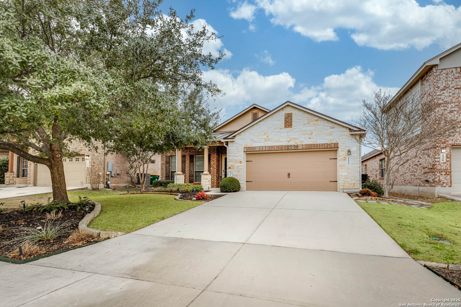 112 KASSEL DR