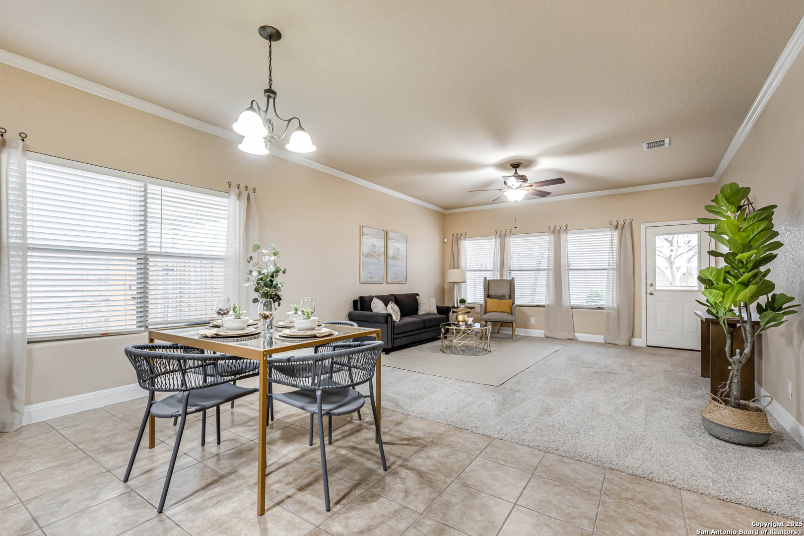 112 KASSEL DR