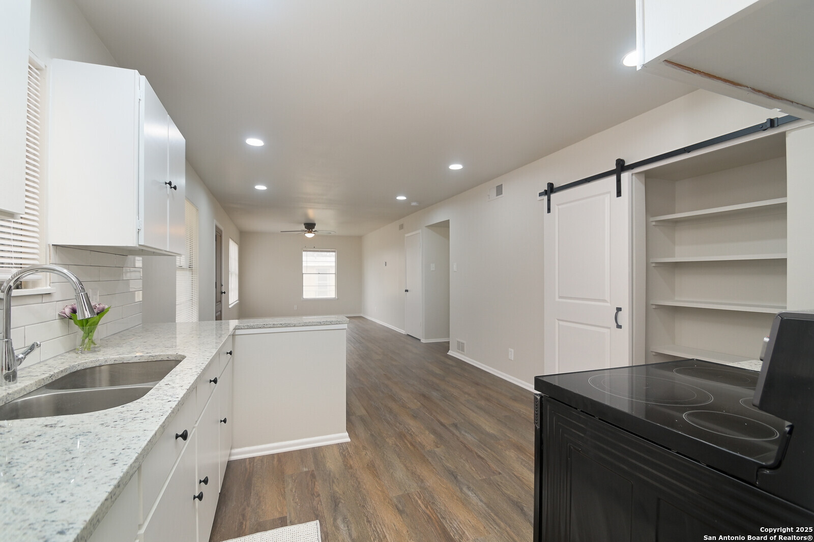 2442 ELAND DR