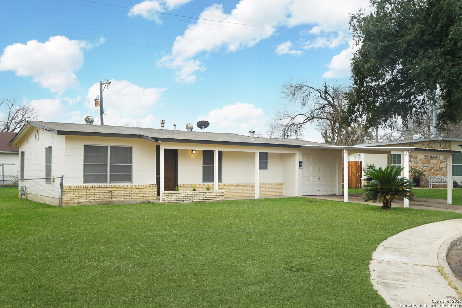 2442 ELAND DR