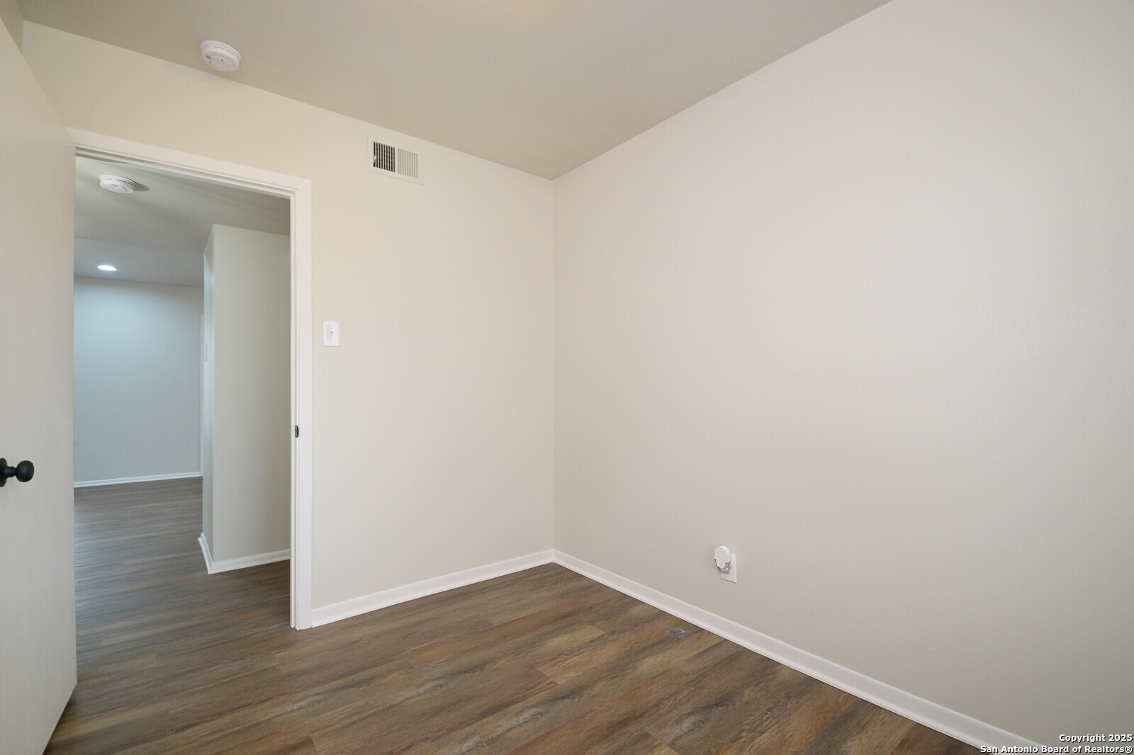2442 ELAND DR