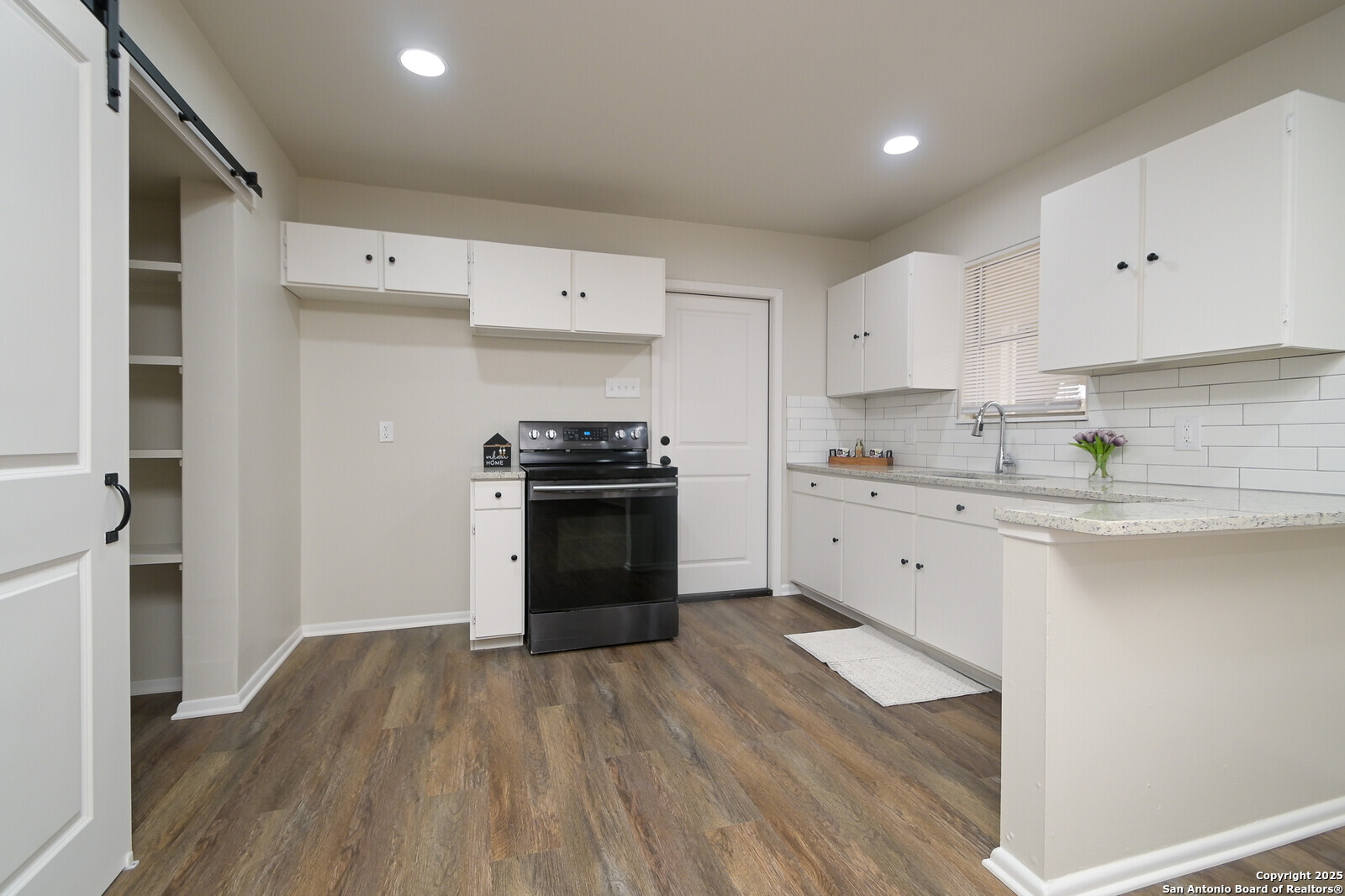 2442 ELAND DR