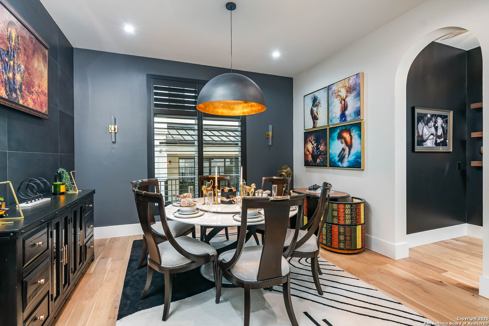 17 GRANTHAM GLN