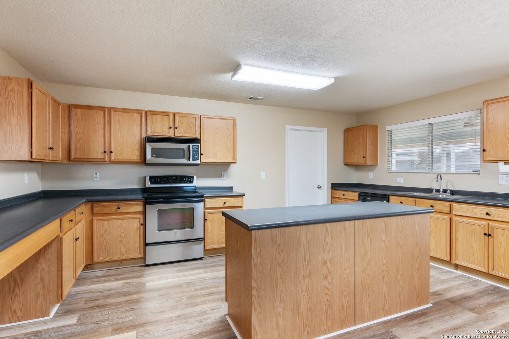 4506 LA MESILLA