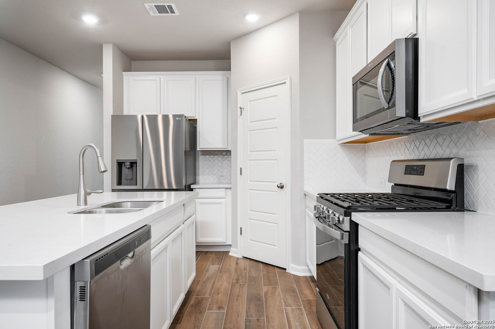 13139 Braxon Pass